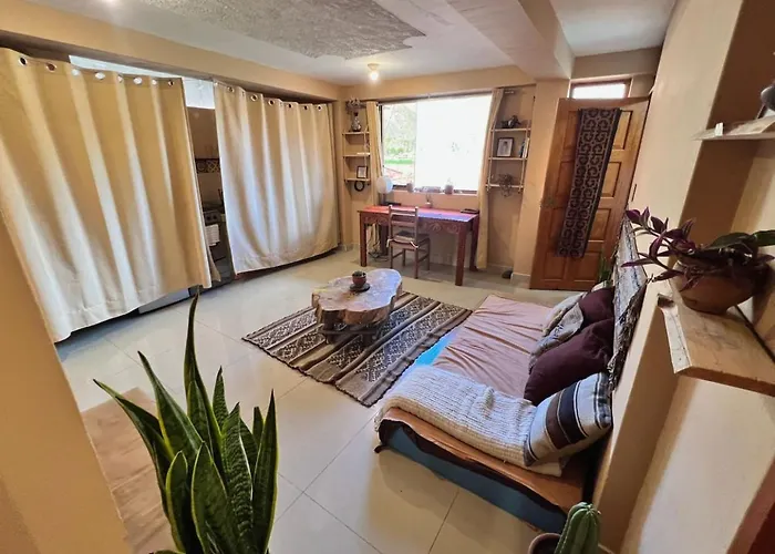 2 Bedroom Flat With View Rooftop And Gym